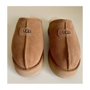UGG Women’s Discoquette Slide Genuine Slipper in Chesnut Sz 6